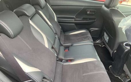 Toyota Prius Alpha I (ZVW40/41), 2021 год, 1 511 000 рублей, 16 фотография