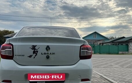 Renault Logan II, 2017 год, 650 000 рублей, 7 фотография