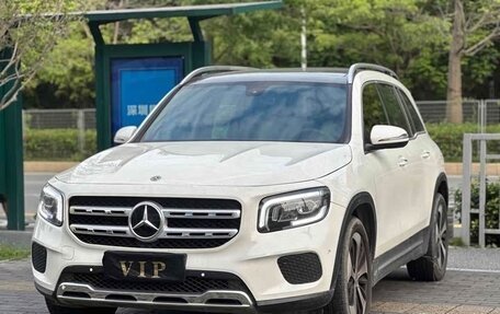 Mercedes-Benz GLB, 2020 год, 2 090 000 рублей, 1 фотография