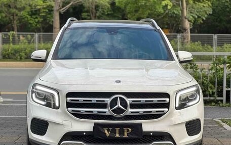 Mercedes-Benz GLB, 2020 год, 2 090 000 рублей, 3 фотография