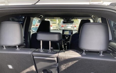 Toyota Yaris Cross, 2021 год, 1 314 000 рублей, 15 фотография