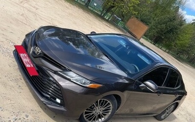 Toyota Camry, 2018 год, 2 850 000 рублей, 1 фотография