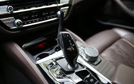 BMW 5 серия, 2021 год, 3 215 000 рублей, 10 фотография