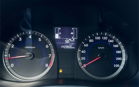 Hyundai Solaris II рестайлинг, 2014 год, 920 000 рублей, 11 фотография