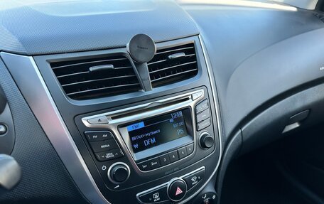 Hyundai Solaris II рестайлинг, 2014 год, 920 000 рублей, 12 фотография