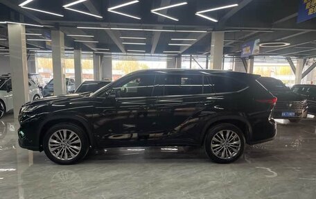 Toyota Highlander, 2025 год, 5 200 000 рублей, 7 фотография