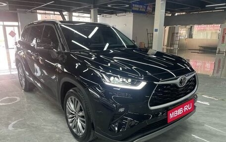 Toyota Highlander, 2025 год, 5 200 000 рублей, 3 фотография
