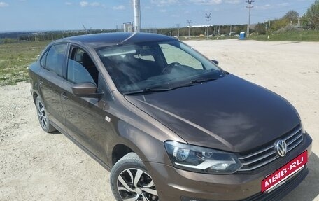 Volkswagen Polo VI (EU Market), 2015 год, 1 000 000 рублей, 2 фотография