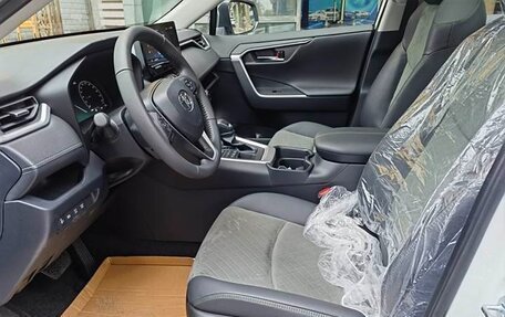 Toyota RAV4, 2023 год, 3 645 000 рублей, 6 фотография