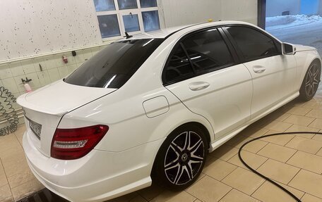 Mercedes-Benz C-Класс, 2013 год, 1 750 000 рублей, 6 фотография