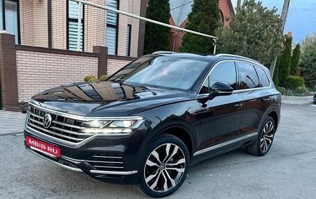 Volkswagen Touareg III, 2021 год, 5 990 000 рублей, 7 фотография