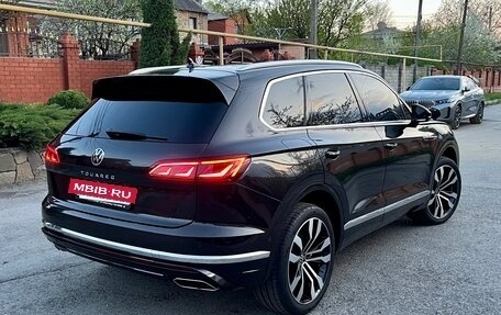 Volkswagen Touareg III, 2021 год, 5 990 000 рублей, 9 фотография