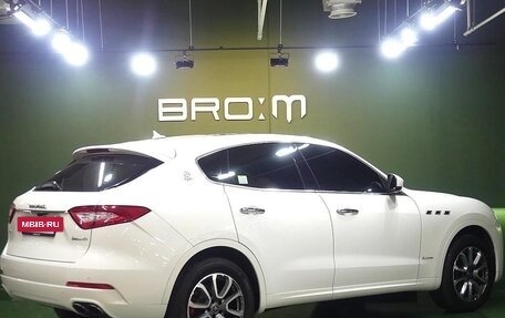 Maserati Levante I, 2020 год, 3 950 000 рублей, 3 фотография