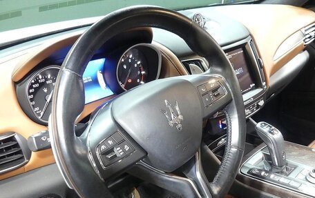 Maserati Levante I, 2020 год, 3 950 000 рублей, 11 фотография