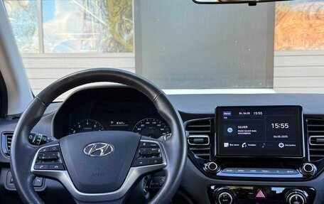 Hyundai Solaris II рестайлинг, 2021 год, 1 750 000 рублей, 11 фотография