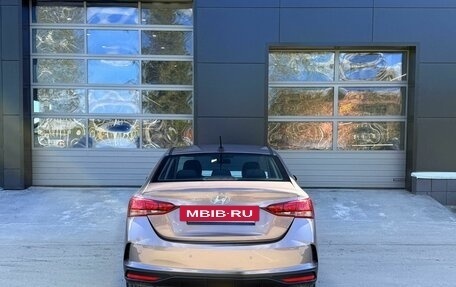 Hyundai Solaris II рестайлинг, 2021 год, 1 750 000 рублей, 6 фотография