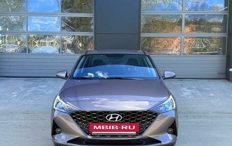 Hyundai Solaris II рестайлинг, 2021 год, 1 750 000 рублей, 2 фотография