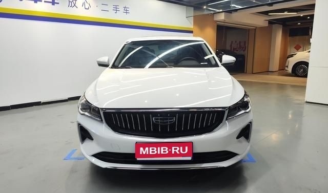 Geely Emgrand, 2024 год, 1 870 000 рублей, 2 фотография