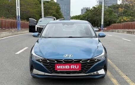 Hyundai Elantra, 2021 год, 1 550 000 рублей, 3 фотография