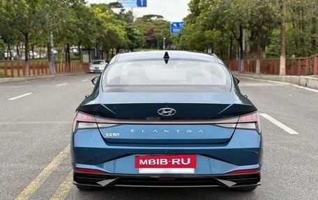 Hyundai Elantra, 2021 год, 1 550 000 рублей, 4 фотография