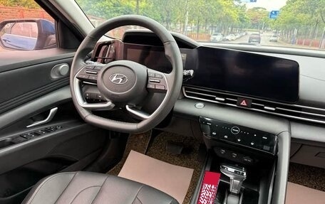 Hyundai Elantra, 2021 год, 1 550 000 рублей, 10 фотография