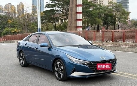 Hyundai Elantra, 2021 год, 1 550 000 рублей, 6 фотография