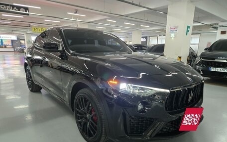 Maserati Levante I, 2020 год, 4 400 000 рублей, 2 фотография