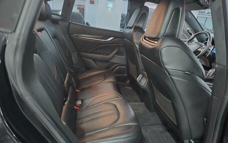 Maserati Levante I, 2020 год, 4 400 000 рублей, 19 фотография