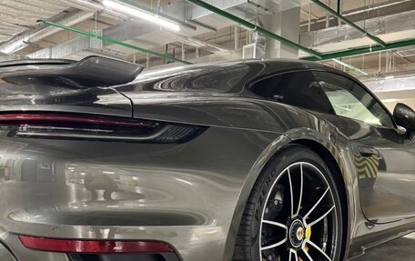 Porsche 911, 2022 год, 34 000 000 рублей, 15 фотография