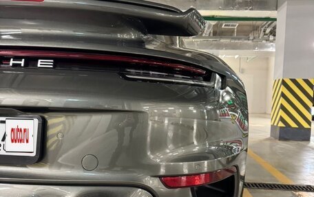 Porsche 911, 2022 год, 34 000 000 рублей, 16 фотография