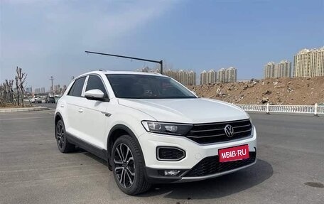 Volkswagen T-Roc I, 2021 год, 1 535 000 рублей, 1 фотография