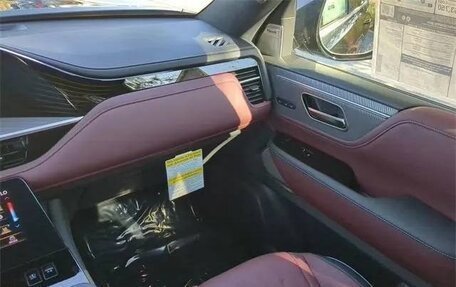 Infiniti QX80, 2025 год, 15 500 027 рублей, 22 фотография