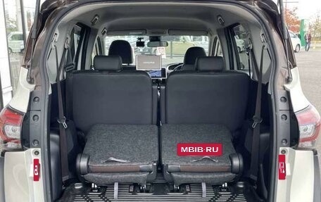 Toyota Sienta II, 2021 год, 1 186 000 рублей, 17 фотография