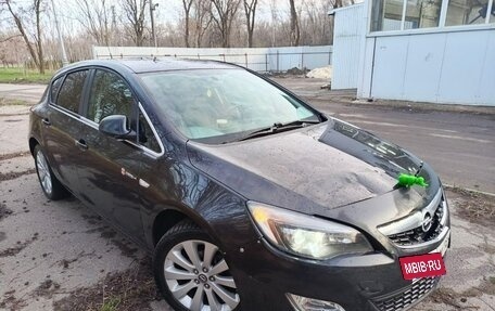 Opel Astra J, 2012 год, 690 000 рублей, 6 фотография