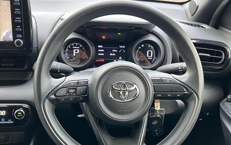 Toyota Yaris, 2020 год, 658 777 рублей, 13 фотография