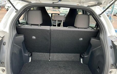Toyota Yaris, 2020 год, 658 777 рублей, 11 фотография