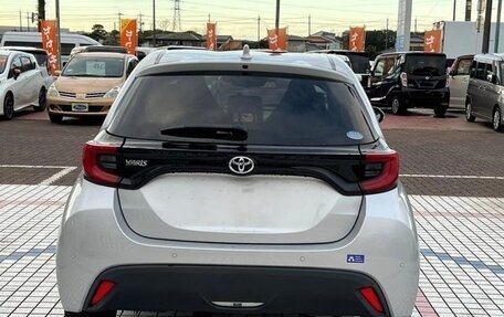 Toyota Yaris, 2020 год, 658 777 рублей, 4 фотография
