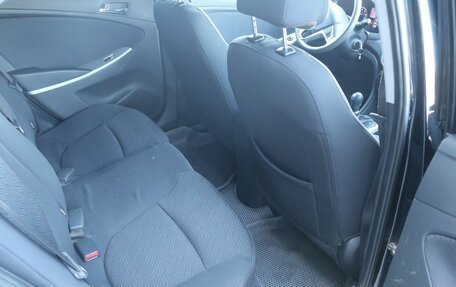 Hyundai Solaris II рестайлинг, 2013 год, 570 000 рублей, 18 фотография