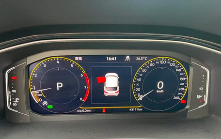 Volkswagen T-Roc I, 2021 год, 1 435 000 рублей, 13 фотография