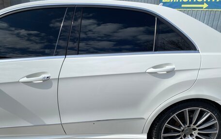 Mercedes-Benz E-Класс, 2010 год, 1 200 000 рублей, 8 фотография