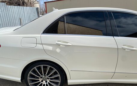 Mercedes-Benz E-Класс, 2010 год, 1 200 000 рублей, 12 фотография