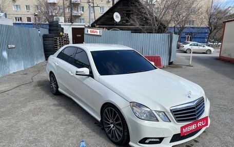 Mercedes-Benz E-Класс, 2010 год, 1 200 000 рублей, 2 фотография