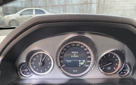 Mercedes-Benz E-Класс, 2010 год, 1 200 000 рублей, 15 фотография