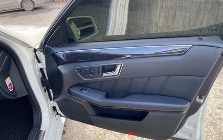 Mercedes-Benz E-Класс, 2010 год, 1 200 000 рублей, 19 фотография