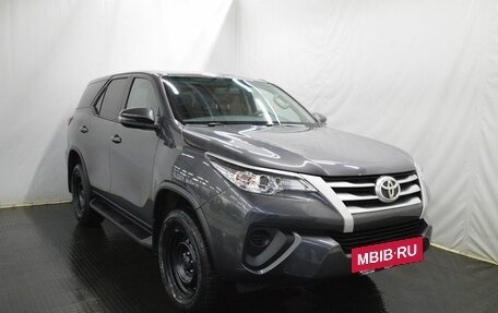 Toyota Fortuner II, 2019 год, 3 472 000 рублей, 3 фотография