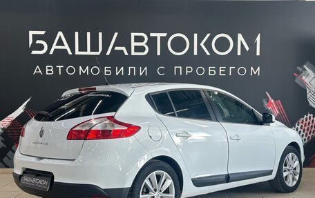 Renault Megane III, 2011 год, 620 000 рублей, 2 фотография