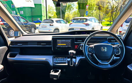 Honda Stepwgn IV, 2020 год, 2 590 000 рублей, 19 фотография