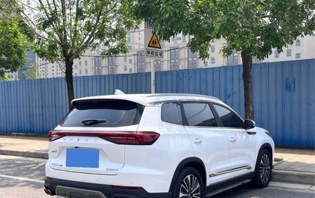 Chery Tiggo 8 Pro, 2022 год, 1 900 000 рублей, 5 фотография