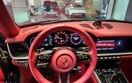 Porsche 911, 2022 год, 15 928 000 рублей, 8 фотография
