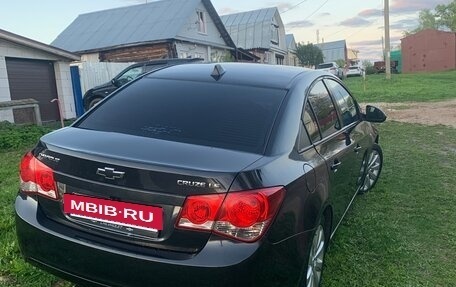 Chevrolet Cruze II, 2009 год, 680 000 рублей, 3 фотография